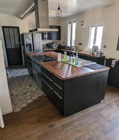 Maison De 5 De 195 M Carres Pres D'orly. Savigny-sur-Orge